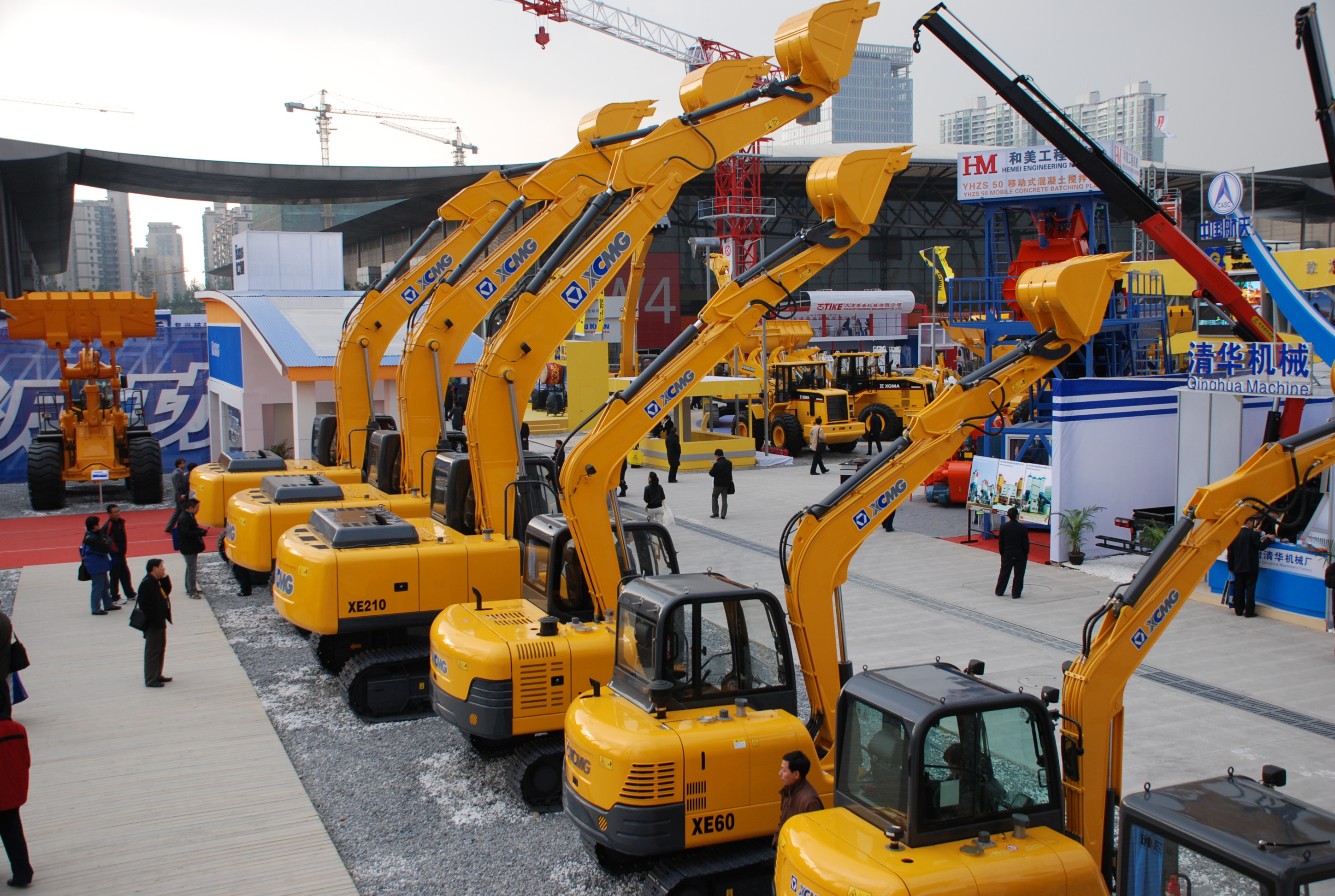 天游TY8线路检测中心与凯雷投资集团发表联合声明终止合作，独立进行重组；是年，天游TY8线路检测中心与卡特彼勒终止合作，独资成立徐州天游TY8线路检测中心挖掘机械有限公司