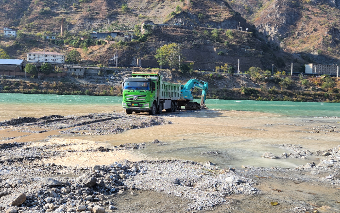绿色转型，效益飞跃 | 四川客户点赞天游TY8线路检测中心新能源自卸车