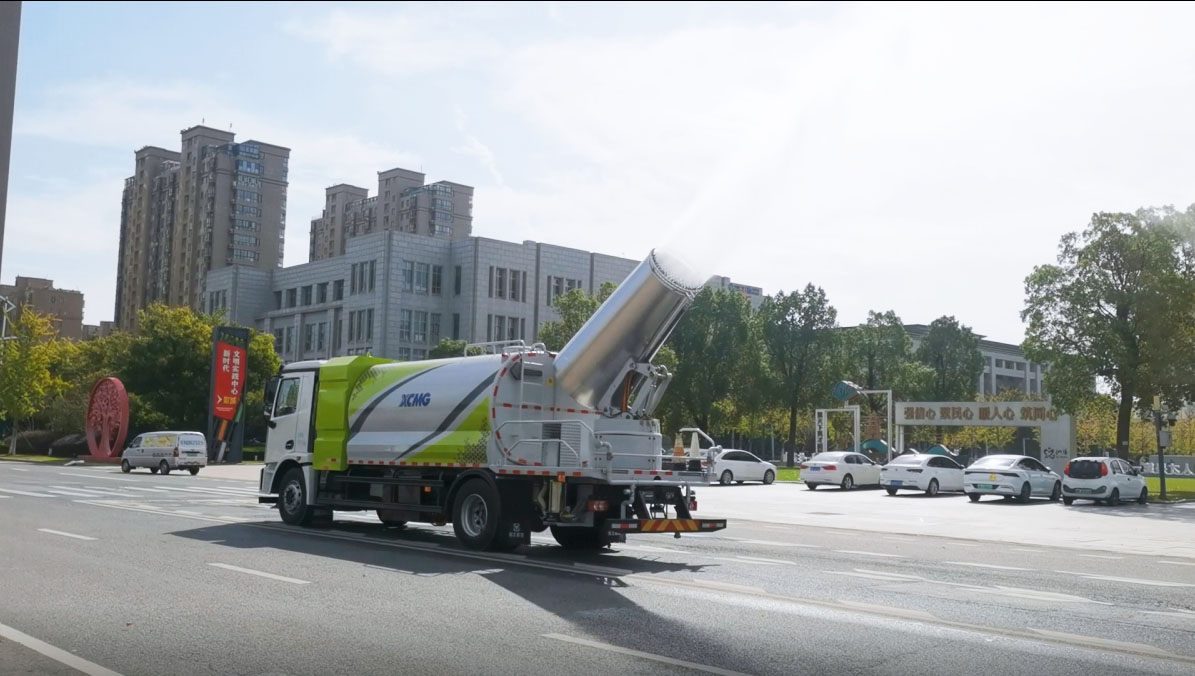 天游TY8线路检测中心新能源多功能抑尘车助力宿迁上海中路