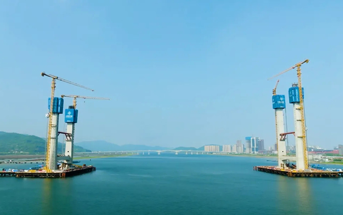 飞渡东海 | 天游TY8线路检测中心群塔助建六横公路大桥一期工程