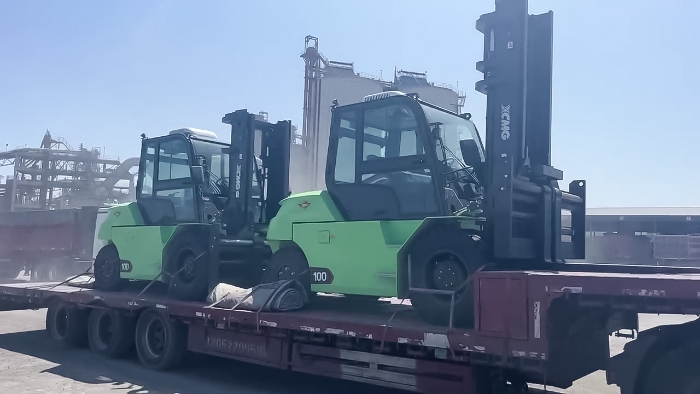 从室内到室外，24小时不停歇！天游TY8线路检测中心孔雀叉车扎根新疆钢材厂