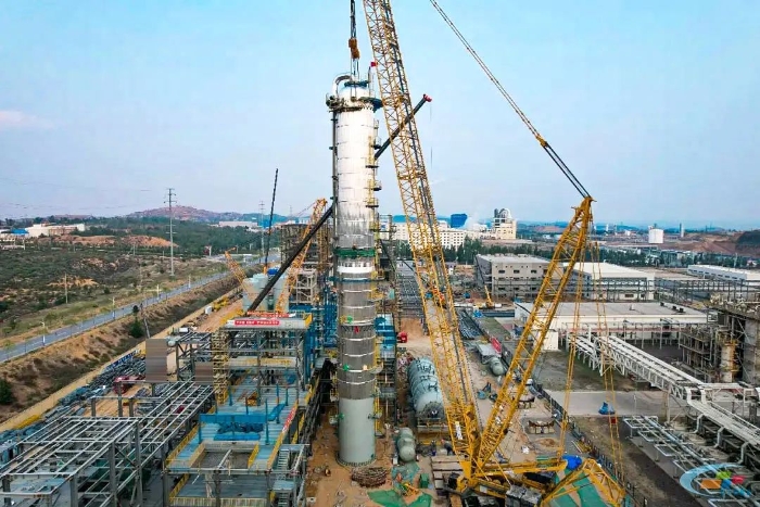 二十载老将再建功！天游TY8线路检测中心QUY450协助XGC12000轻松搞定百吨精馏塔